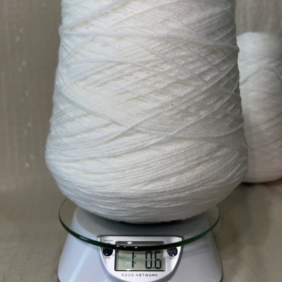 1 Full & 1 Partial Cone Heirloom Olympic Machine & Hand Knitting Yarn - Picture 6 of 7